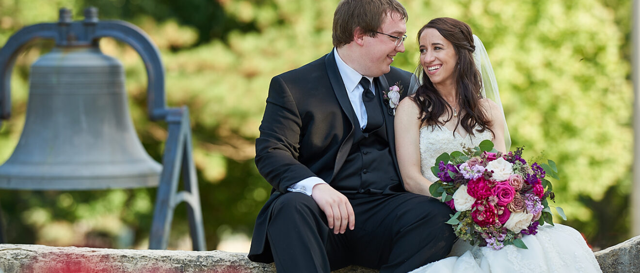 DoubleTree Hotel Wedding Photos Bloomington IL